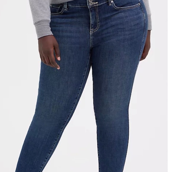 Torrid Jeans - Picture 2 of 2